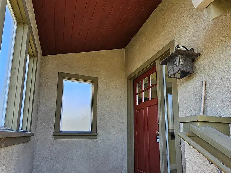 125 Plum St #B — Photo 4