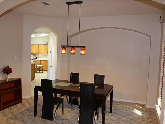 3rd image of 1015 Fairdale Ct