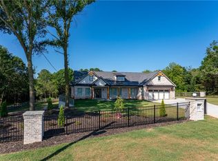 863 Old State Rd, Pendergrass, GA 30567