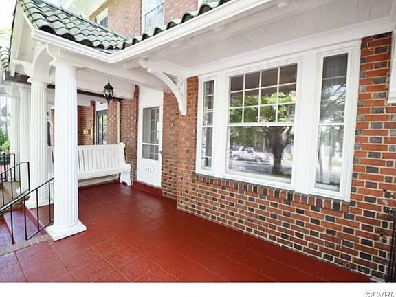 3rd image of 2227 Floyd Ave