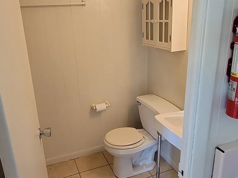 505 N Smith Rd #4 — Photo 7