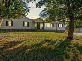3833 Levee Rd, Mount Sterling, KY 40353