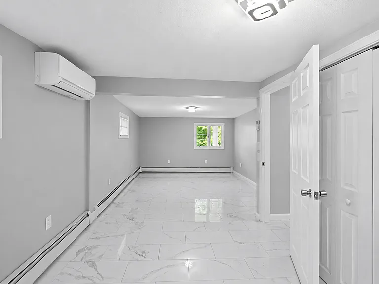 40 Olney Ave — Photo 29