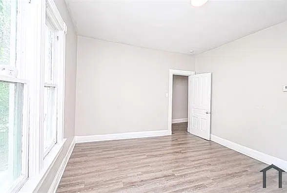 3 bed, 1264 sqft, $1,725 — Photo 3