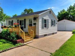 2611 57th St, Des Moines, IA 50310