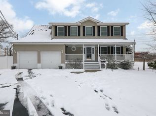 39 Grant Ave, Mt Ephraim, NJ 08059