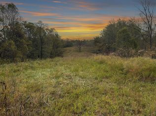 567 Patch Ln, Bethpage, TN 37022