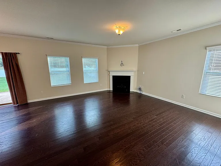 1580 Spring Blossom Trl — Photo 10