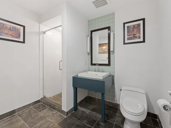 38 Oxford Landing image 19 of 22