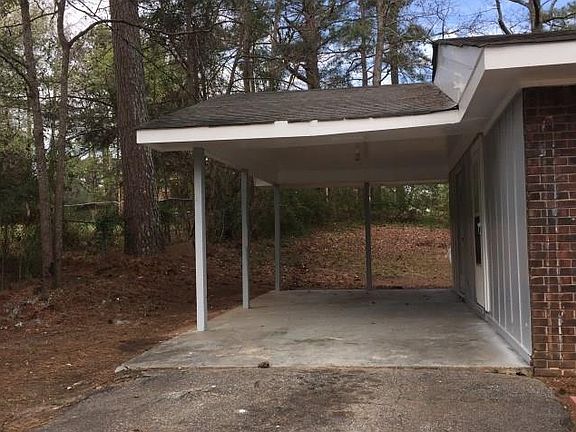 3rd image of 1726 N Highpoint Dr