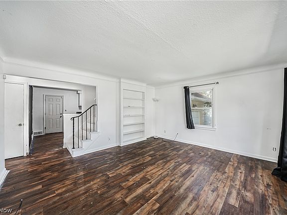 2nd image of 16780 Gerard Ave