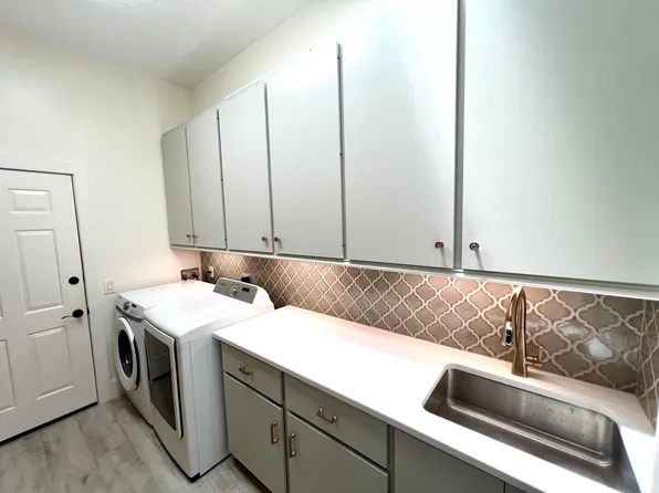 200 Hampton Circle, Jupiter, FL 33458