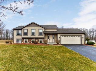 3444 Lone Oak Ct, Dorr, MI 49323