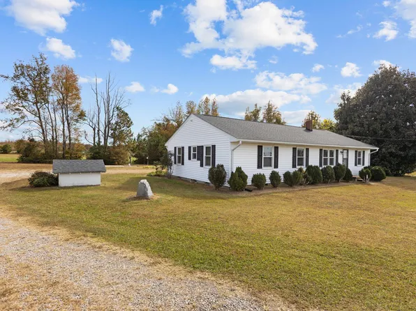 6206 Huntsboro Rd, Oxford, NC 27565