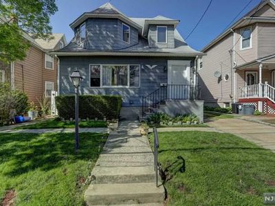 76 Christie St, Ridgefield Park, NJ, 07660