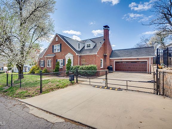 4th image of 1046 Wateree St