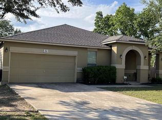 214 Woodlake Dr, Georgetown, TX 78633
