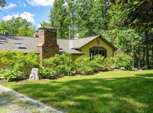 127 Bonds Corner Rd, Hancock, NH 03449