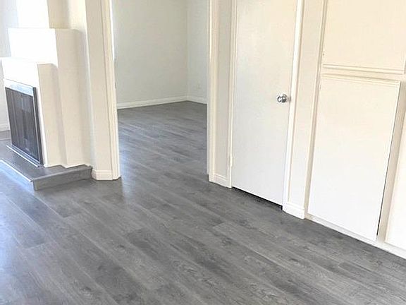 5th image of 1735 Peyton Ave #2514