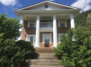 4031 Hitching Post Rd, Pigeon Forge, TN 37863