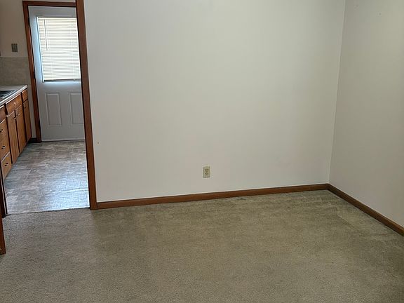 4th image of 103 Zenith Dr APT 1
