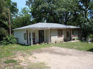 311 Maple St, Mountain View, MO 65548