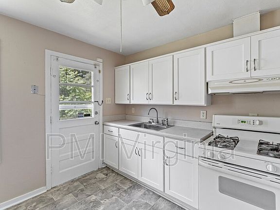 3rd image of 1514 Stratford St