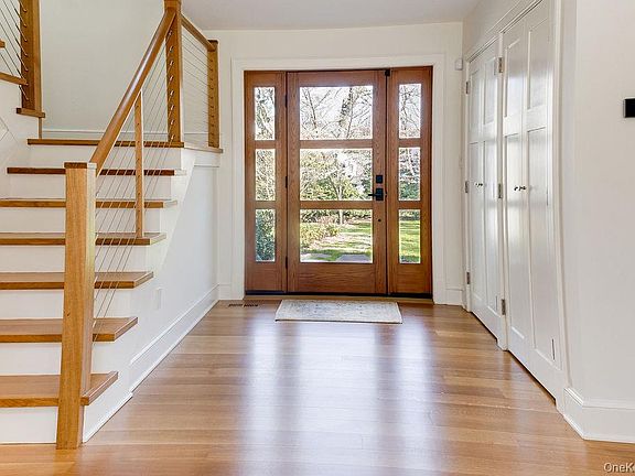5th image of 8 Waterview Lane