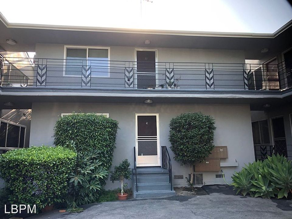 1st image of 1117 N Laurel Ave #11616480