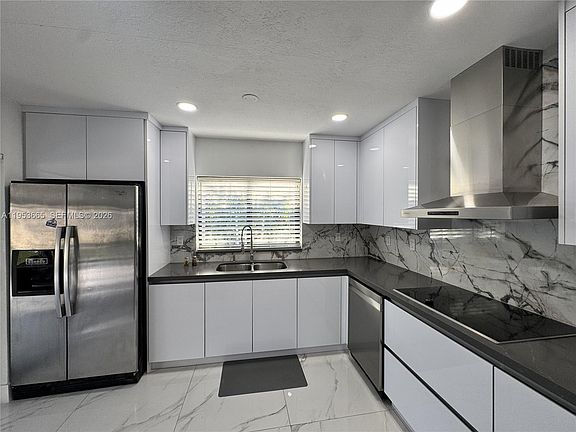 5th image of 10394 Fairway Heights Blvd #O