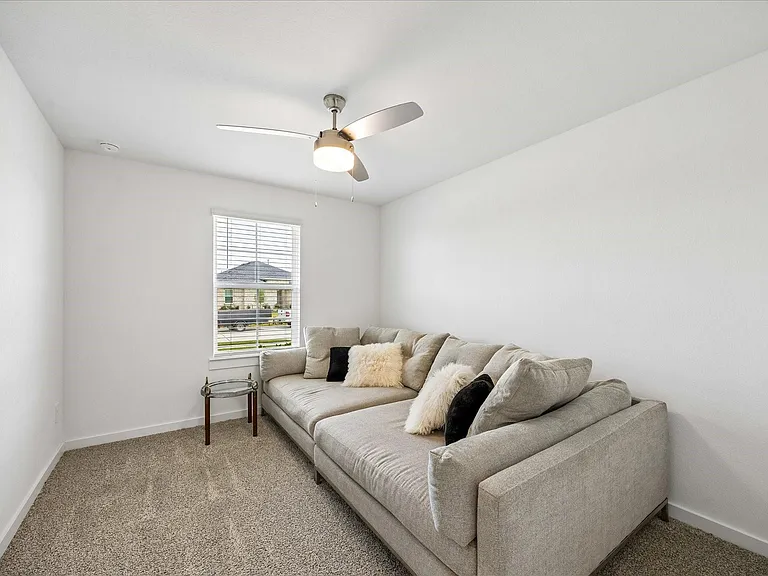 3335 Kendleshire Ln — Photo 23