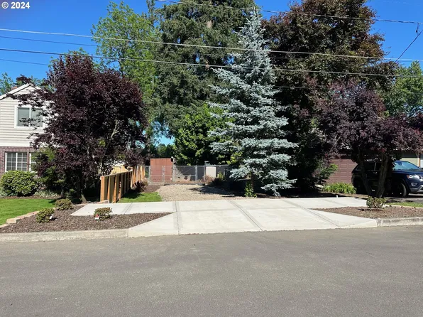 13th St, West Linn, OR 97068