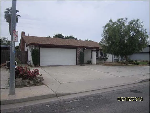 1578 Bullard Ave photo 1