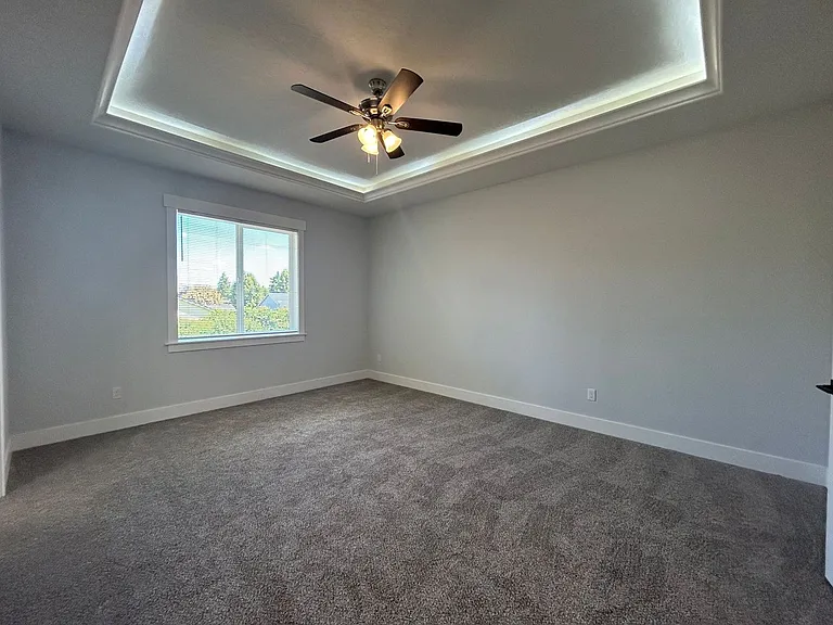 786 Maple St — Photo 15