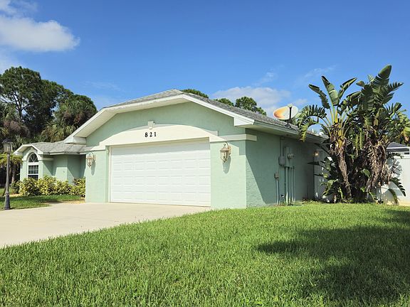 2nd image of 821 Wooddusk Dr