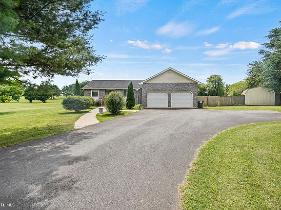 2nd image of 11420 Pauline Ct