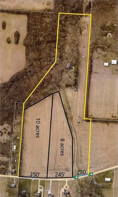 2nd image of 2 Estate Dr #202