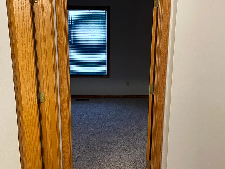 1127 Mindy Lane — Photo 11