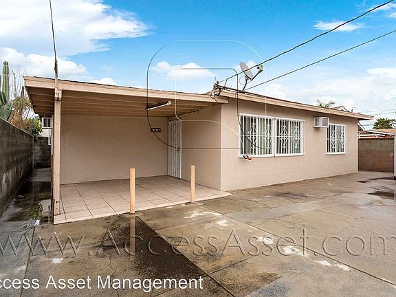 2nd image of 4101 Santa Ana St #A