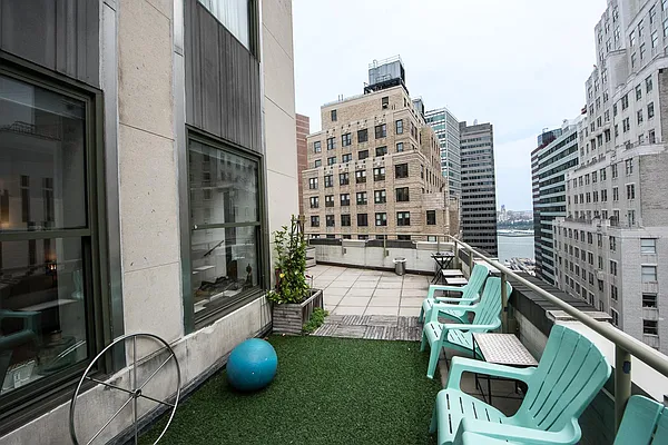 Sold by Michel Madie Real Estate Services | media 11