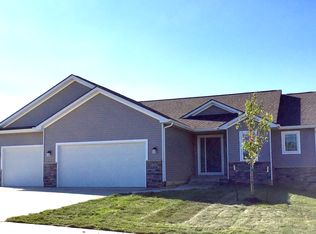 5355 Pleasant Ridge Rd, Pleasant Hill, IA 50327