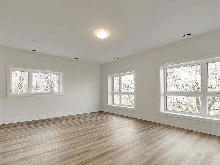 1100 Lackner Pl — Photo 18