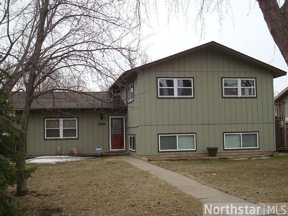 4th image of 2910 Madison Pl