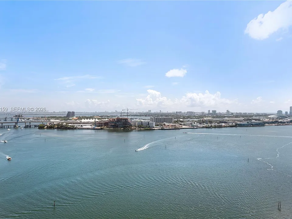 465 Brickell Ave #5505