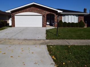 11108 Raleigh St, Westchester, IL 60154