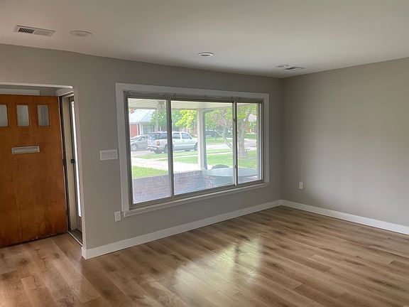 4th image of 5702 Burger St