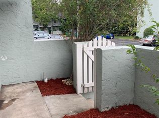 4411 SW 34th St APT 104, Gainesville, FL 32608