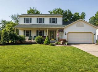 208 Loperwood Ln, Lagrange, OH 44050