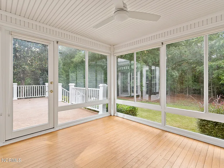 3567 Medinah Ave E — Photo 23