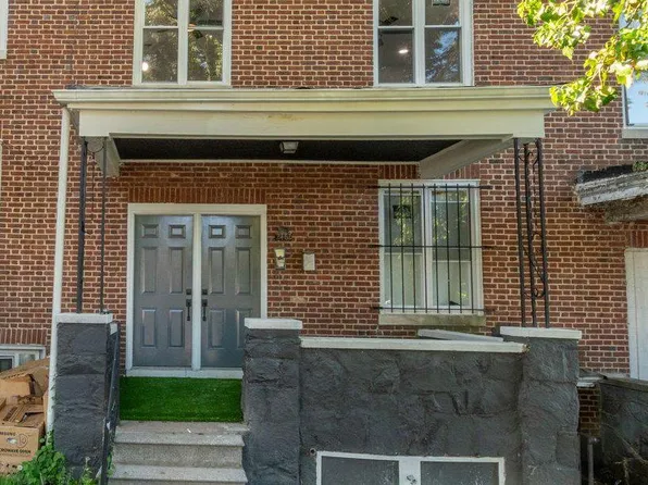 2462 Keyworth Ave, Baltimore, MD 21215